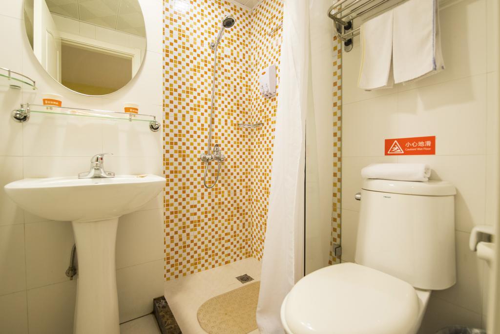 Home Inn Yichang Gezhou Dam ภายนอก รูปภาพ
