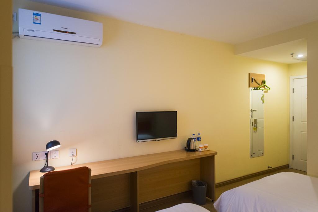 Home Inn Yichang Gezhou Dam ภายนอก รูปภาพ